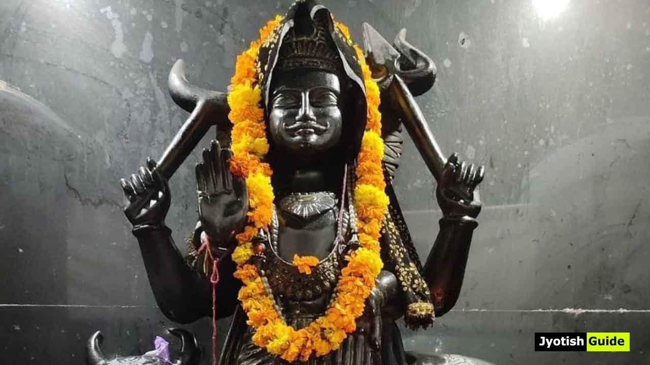 शनि की मूर्ति काली क्यों है ? और पिंपल के पेड़ की पूजा क्यों करते है ?